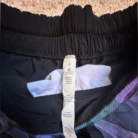 Lululemon Spring Break Away Short - Picture 6 of 7